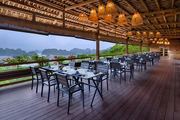 Khám phá không gian ẩm thực trứ danh tại hệ thống nhà hàng FLC Hotels & Resorts ảnh 2 Khám phá không gian ẩm thực trứ danh tại hệ thống nhà hàng FLC Hotels & Resorts ảnh 2