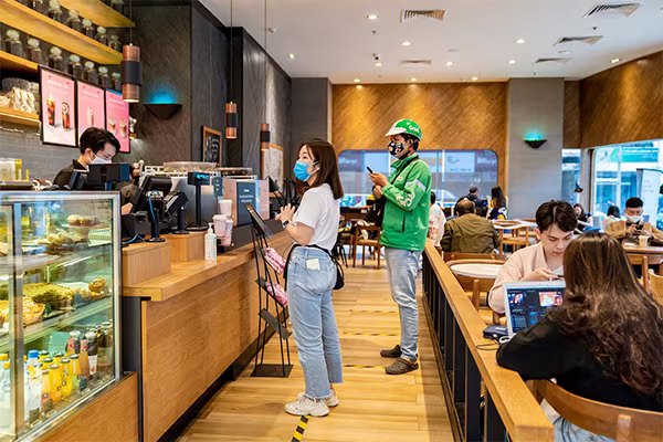 Nhiều nhãn hàng tại Vincom tung ưu đãi lên đến 50% đón đại lễ 30/4 ảnh 3 Nhiều nhãn hàng tại Vincom tung ưu đãi lên đến 50% đón đại lễ 30/4 ảnh 3
