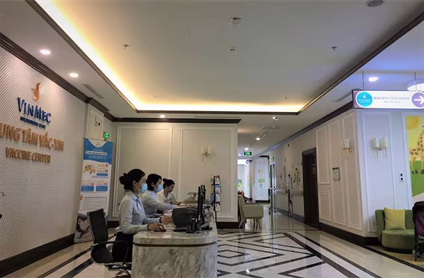 Cận cảnh trung tâm tiêm chủng 5 sao "một chiều" đầu tiên tại Hà Nội ảnh 1