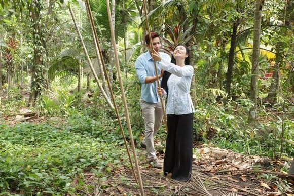 Uyên Trang ra mắt album nhạc trữ tình "Duyên phận" ảnh 3 Uyên Trang ra mắt album nhạc trữ tình "Duyên phận" ảnh 3