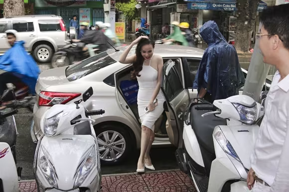 Dương Yến Ngọc góp 50 triệu vào quỹ từ thiện ảnh 1 Dương Yến Ngọc góp 50 triệu vào quỹ từ thiện ảnh 1