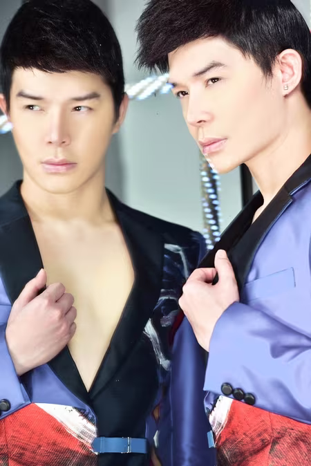 Nathan Lee chơi chữ trong single mới "MDD" ảnh 3 Nathan Lee chơi chữ trong single mới "MDD" ảnh 3