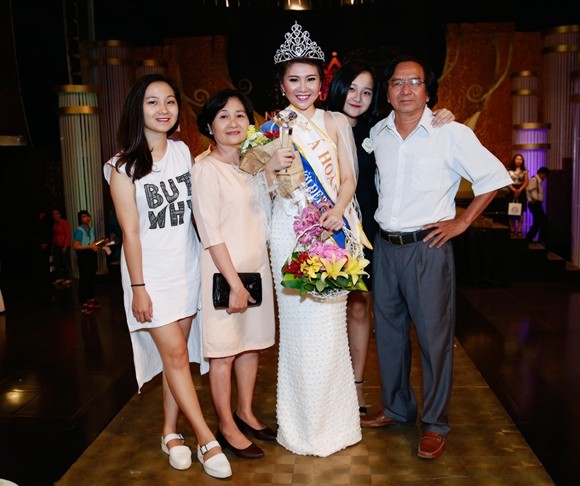 Diễn viên Nhất Hương đoạt giải Á hậu 1 "Nữ hoàng doanh nhân" ảnh 5 Diễn viên Nhất Hương đoạt giải Á hậu 1 "Nữ hoàng doanh nhân" ảnh 5