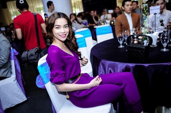 Các mỹ nhân Việt hội ngộ mừng ra mắt Gala nhạc Việt số 6 ảnh 2 Các mỹ nhân Việt hội ngộ mừng ra mắt Gala nhạc Việt số 6 ảnh 2