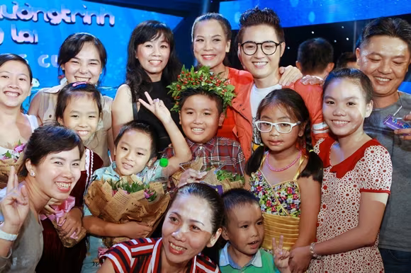 "Cậu bé bị ngọng" Thành Trung đăng quang "Người dẫn chương trình tương lai" ảnh 1 "Cậu bé bị ngọng" Thành Trung đăng quang "Người dẫn chương trình tương lai" ảnh 1