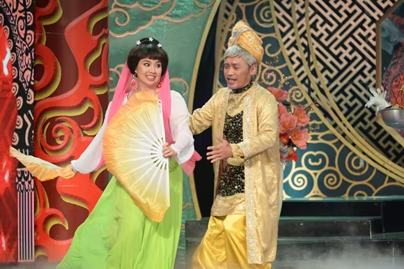 Chồng "hoa hậu hài" Thu Trang trở thành "kẻ tham lam", "bắt" Lê Khánh làm... nô tỳ ảnh 8 Chồng "hoa hậu hài" Thu Trang trở thành "kẻ tham lam", "bắt" Lê Khánh làm... nô tỳ ảnh 8