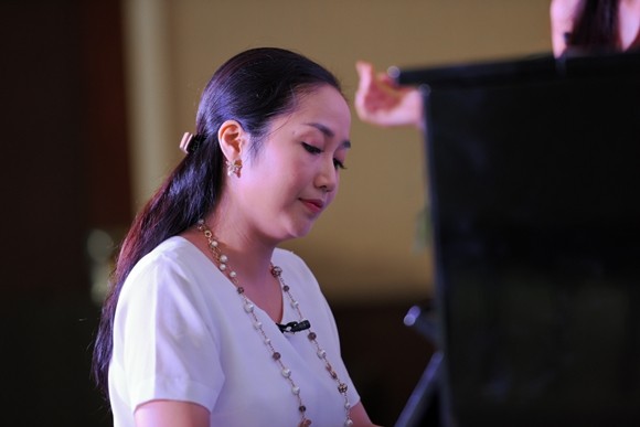 "Ốc" Thanh Vân bất ngờ trổ tài chơi piano chuyên nghiệp ảnh 2 "Ốc" Thanh Vân bất ngờ trổ tài chơi piano chuyên nghiệp ảnh 2
