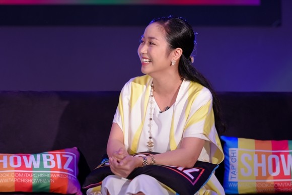 "Ốc" Thanh Vân bất ngờ trổ tài chơi piano chuyên nghiệp ảnh 7 "Ốc" Thanh Vân bất ngờ trổ tài chơi piano chuyên nghiệp ảnh 7