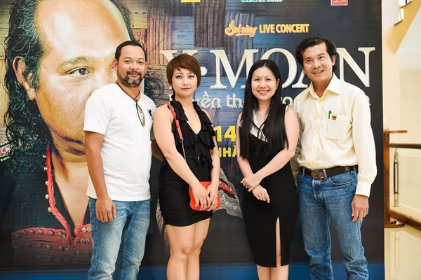 Đêm nhạc tưởng nhớ NSND Y Moan - Huyền thoại cao nguyên ảnh 2 Đêm nhạc tưởng nhớ NSND Y Moan - Huyền thoại cao nguyên ảnh 2