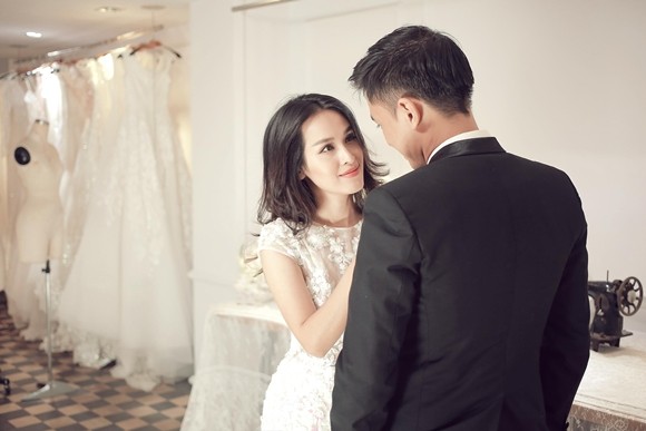 Cận cảnh những chiếc áo cưới thực hiện ròng rã suốt 3 tháng của Tú Vi ảnh 8 Cận cảnh những chiếc áo cưới thực hiện ròng rã suốt 3 tháng của Tú Vi ảnh 8
