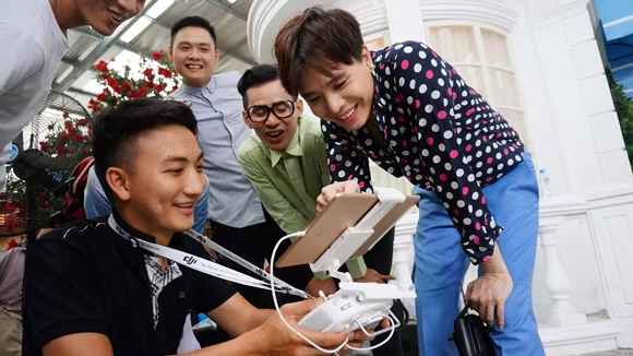 Trịnh Thăng Bình hài hước, đáng yêu trong MV mới ảnh 3 Trịnh Thăng Bình hài hước, đáng yêu trong MV mới ảnh 3