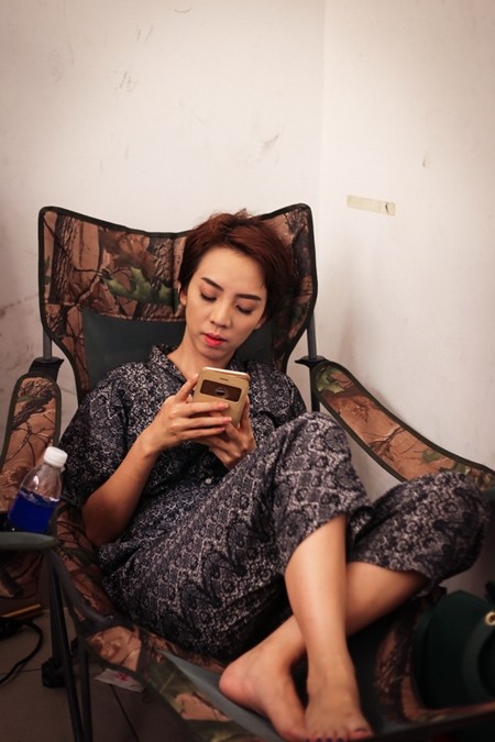 Hé lộ cảnh "ăn bờ ngủ bụi" của Thu Trang, Trấn Thành ảnh 1 Hé lộ cảnh "ăn bờ ngủ bụi" của Thu Trang, Trấn Thành ảnh 1