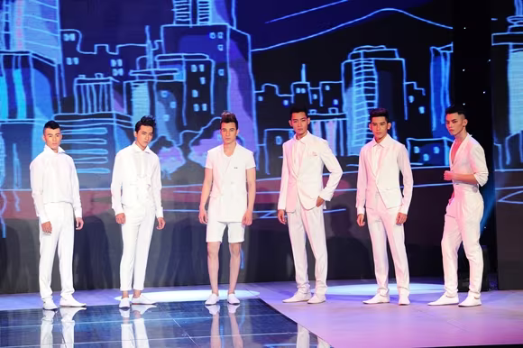 Siêu mẫu Việt Nam 2015 khởi động vòng sơ tuyển toàn quốc ảnh 4 Siêu mẫu Việt Nam 2015 khởi động vòng sơ tuyển toàn quốc ảnh 4