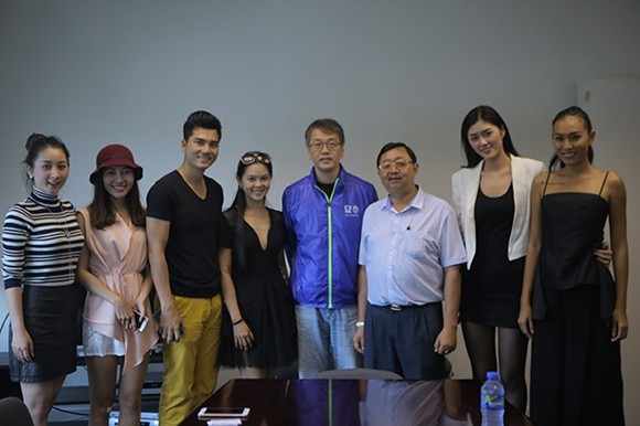 Vương Thu Phương, Diệu Huyền dự sinh nhật đài TVB Hong Kong ảnh 9 Vương Thu Phương, Diệu Huyền dự sinh nhật đài TVB Hong Kong ảnh 9