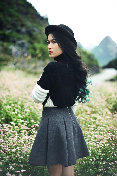"Hiệp sĩ mù" Ngọc Thanh Tâm khoe sắc giữa núi rừng Đông Bắc ảnh 2 "Hiệp sĩ mù" Ngọc Thanh Tâm khoe sắc giữa núi rừng Đông Bắc ảnh 2