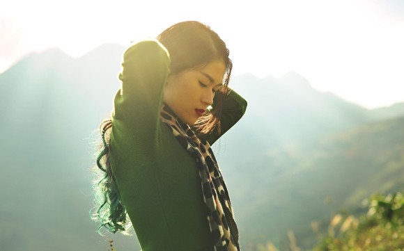 "Hiệp sĩ mù" Ngọc Thanh Tâm khoe sắc giữa núi rừng Đông Bắc ảnh 7 "Hiệp sĩ mù" Ngọc Thanh Tâm khoe sắc giữa núi rừng Đông Bắc ảnh 7