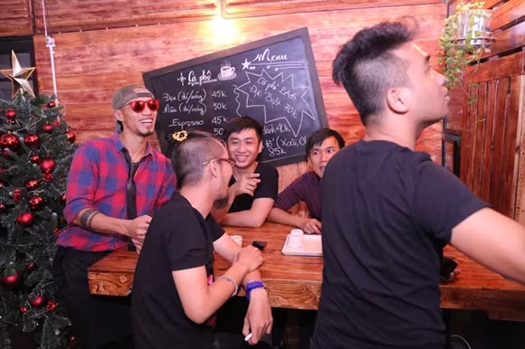 Vợ chồngTăng Thanh Hà mừng rỡ Phạm Anh Khoa lên chức ông chủ ảnh 8 Vợ chồngTăng Thanh Hà mừng rỡ Phạm Anh Khoa lên chức ông chủ ảnh 8