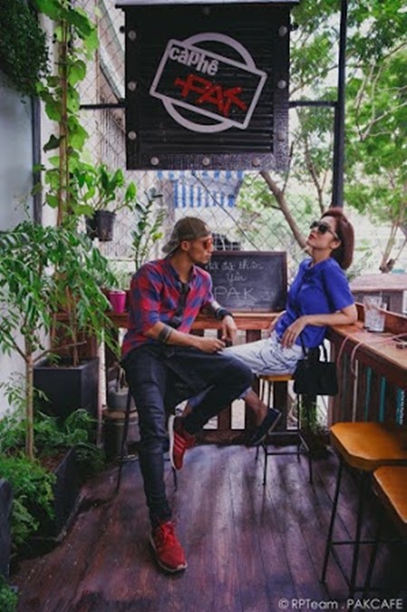 Vợ chồngTăng Thanh Hà mừng rỡ Phạm Anh Khoa lên chức ông chủ ảnh 2 Vợ chồngTăng Thanh Hà mừng rỡ Phạm Anh Khoa lên chức ông chủ ảnh 2