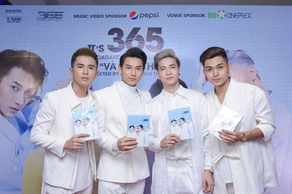 Nhóm 365 ra mắt album kỷ niệm 5 năm thành lập ảnh 1 Nhóm 365 ra mắt album kỷ niệm 5 năm thành lập ảnh 1