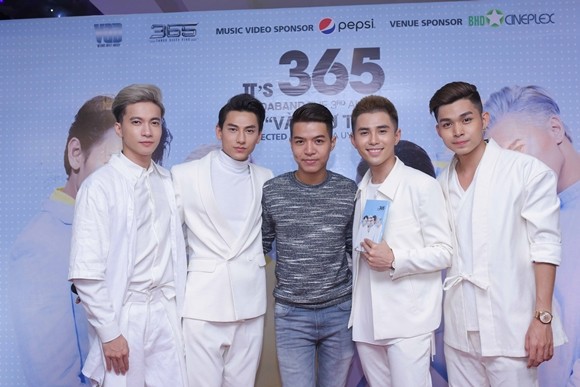 Nhóm 365 ra mắt album kỷ niệm 5 năm thành lập ảnh 6 Nhóm 365 ra mắt album kỷ niệm 5 năm thành lập ảnh 6