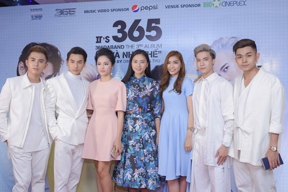 Nhóm 365 ra mắt album kỷ niệm 5 năm thành lập ảnh 5 Nhóm 365 ra mắt album kỷ niệm 5 năm thành lập ảnh 5