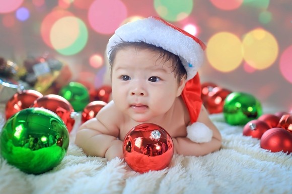Nhật Kim Anh ghi lại hình ảnh Giáng sinh đầu tiên cùng chồng, con ảnh 6 Nhật Kim Anh ghi lại hình ảnh Giáng sinh đầu tiên cùng chồng, con ảnh 6