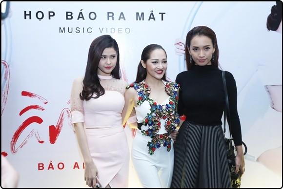 Bảo Anh chính thức ra mắt MV "Lần đầu" ảnh 5 Bảo Anh chính thức ra mắt MV "Lần đầu" ảnh 5