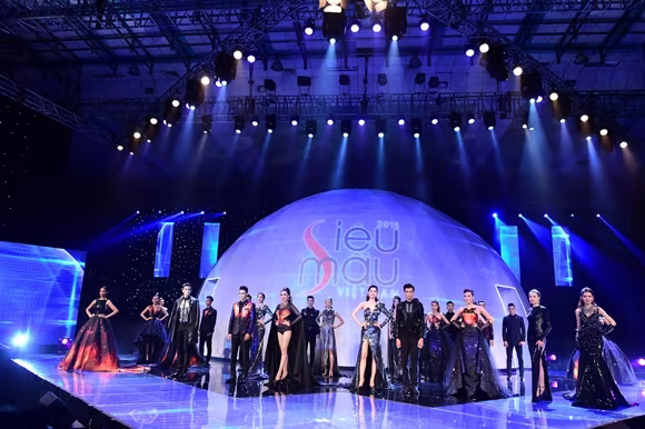 Á khôi Khả Trang và người mẫu trẻ Tuấn Anh đăng quang Siêu mẫu Việt Nam 2015 ảnh 4 Á khôi Khả Trang và người mẫu trẻ Tuấn Anh đăng quang Siêu mẫu Việt Nam 2015 ảnh 4
