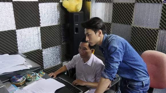 Đan Trường tất bật chuẩn bị liveshow kỷ niệm 20 năm ảnh 3 Đan Trường tất bật chuẩn bị liveshow kỷ niệm 20 năm ảnh 3