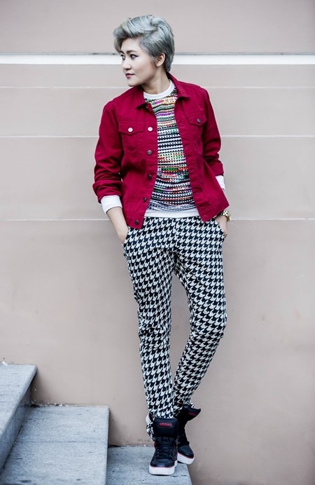 Vicky Nhung lạ lẫm với phong cách Tomboy ảnh 1 Vicky Nhung lạ lẫm với phong cách Tomboy ảnh 1