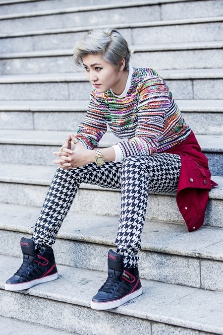 Vicky Nhung lạ lẫm với phong cách Tomboy ảnh 6 Vicky Nhung lạ lẫm với phong cách Tomboy ảnh 6