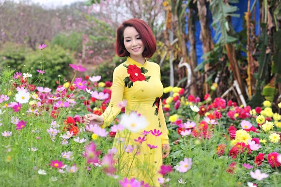 Mai Thu Huyền khoe eo thon trong sắc xuân Hà Nội ảnh 9 Mai Thu Huyền khoe eo thon trong sắc xuân Hà Nội ảnh 9