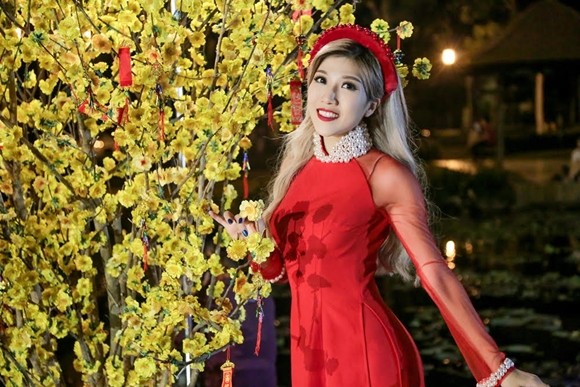 Trang Pháp xinh đẹp, dịu dàng trong tà áo dài truyền thống ảnh 10 Trang Pháp xinh đẹp, dịu dàng trong tà áo dài truyền thống ảnh 10