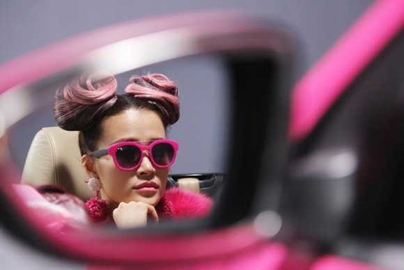 Đông Nhi đầy cá tính với sắc hồng trong dự án "Pink girl" ảnh 5 Đông Nhi đầy cá tính với sắc hồng trong dự án "Pink girl" ảnh 5