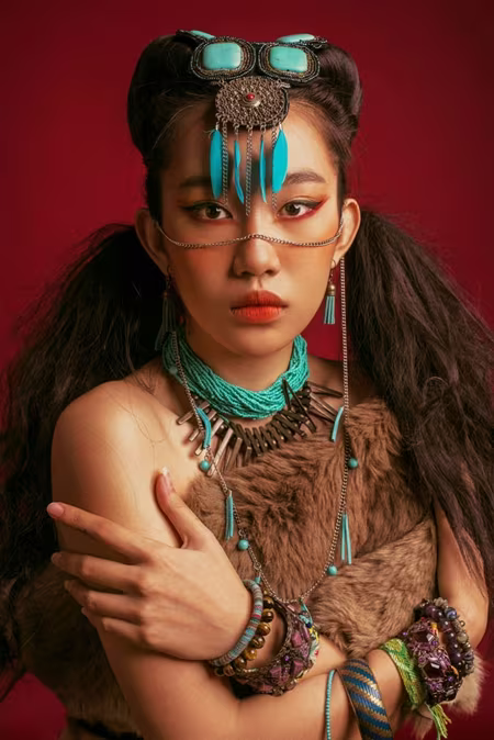 Mới đây, Song Ngư vừa thực hiện một bộ ảnh mới với một sự “lột xác” đầy lạ lẫm Mới đây, Song Ngư vừa thực hiện một bộ ảnh mới với một sự “lột xác” đầy lạ lẫm