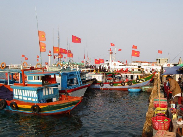 Bài 1: Những người giữ biển ở Lý Sơn ảnh 2 Bài 1: Những người giữ biển ở Lý Sơn ảnh 2