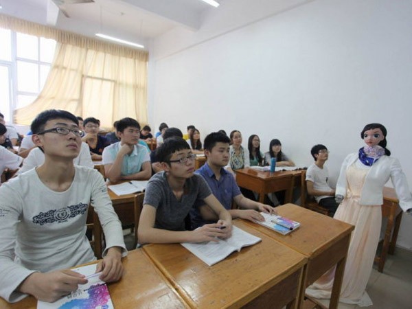Robot làm giảng viên. ảnh 1 Robot làm giảng viên. ảnh 1