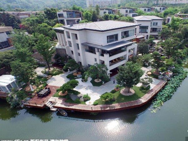 Chi số tiển khổng lồ để xây biệt thự nhà vườn ảnh 1 Chi số tiển khổng lồ để xây biệt thự nhà vườn ảnh 1