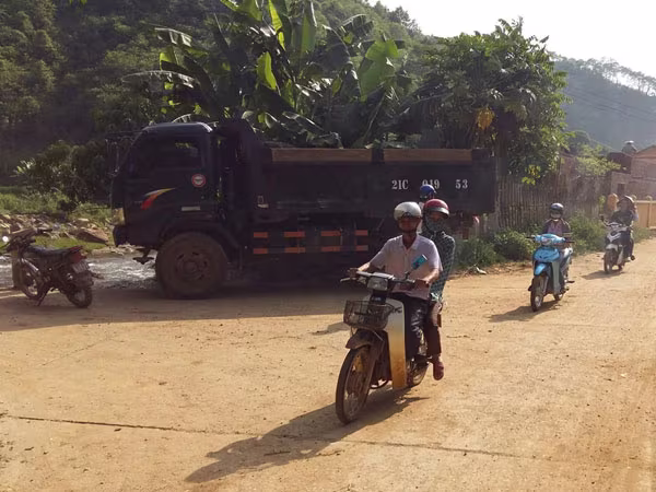 Vụ thảm sát 4 người tại Yên Bái: Người đàn bà thoát chết trở về ảnh 2 Vụ thảm sát 4 người tại Yên Bái: Người đàn bà thoát chết trở về ảnh 2
