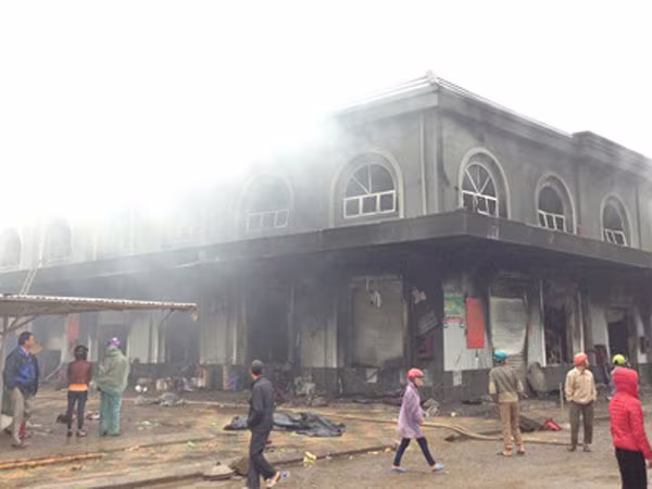 Cháy chợ Phố Hiến, công ty quản lý phải đền bù 40 tỷ đồng ảnh 1 Cháy chợ Phố Hiến, công ty quản lý phải đền bù 40 tỷ đồng ảnh 1