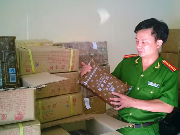 Thu giữ 1 tấn nhân bánh Trung thu nhập từ Trung Quốc ảnh 1 Thu giữ 1 tấn nhân bánh Trung thu nhập từ Trung Quốc ảnh 1