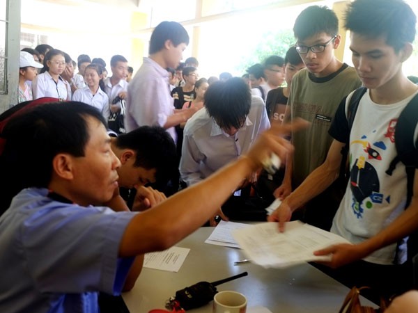 Dùng công nghệ chứng khoán để xét tuyển ĐH, CĐ - tại sao không? ảnh 1 Dùng công nghệ chứng khoán để xét tuyển ĐH, CĐ - tại sao không? ảnh 1