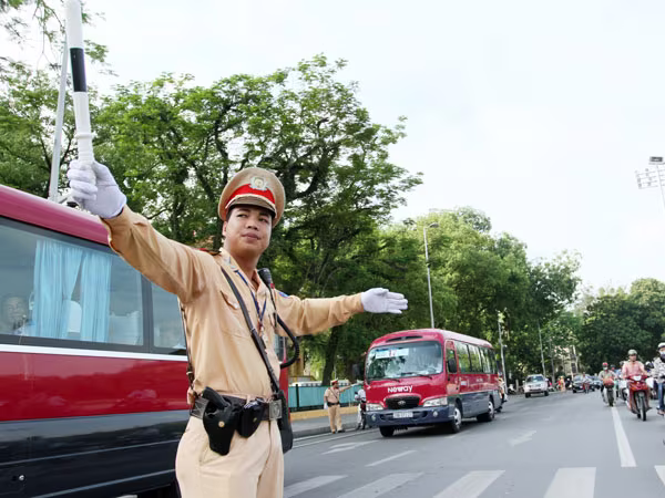 Huy động tổng lực phòng ngừa ùn tắc giao thông ảnh 1 Huy động tổng lực phòng ngừa ùn tắc giao thông ảnh 1