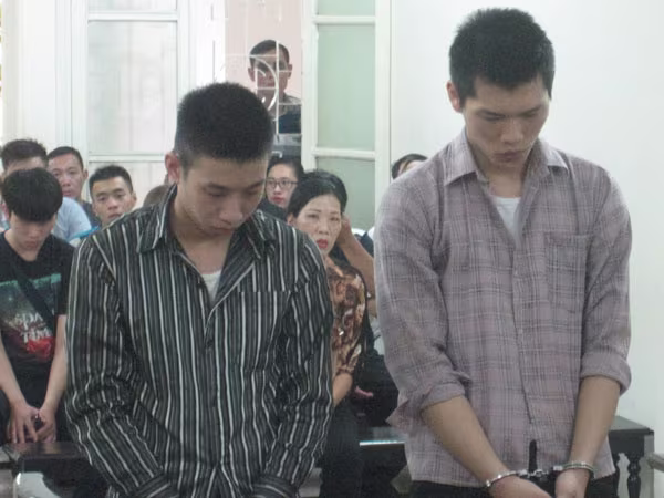 "Quái chiêu" lừa mua iPhone bằng tiền giả ảnh 1 "Quái chiêu" lừa mua iPhone bằng tiền giả ảnh 1