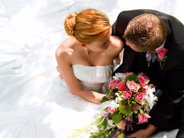Độ tuổi kết hôn lý tưởng ảnh 1 Độ tuổi kết hôn lý tưởng ảnh 1