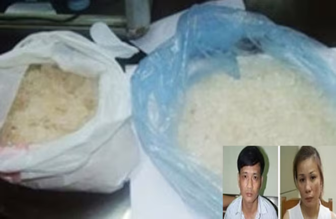 Bắt 3 đối tượng mang ma túy, lựu đạn trên xe ô tô ảnh 1