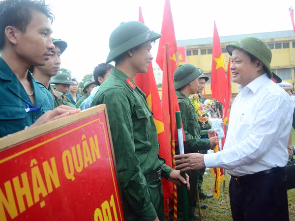 Hà Nội tưng bừng ngày hội nhập ngũ ảnh 1 Hà Nội tưng bừng ngày hội nhập ngũ ảnh 1