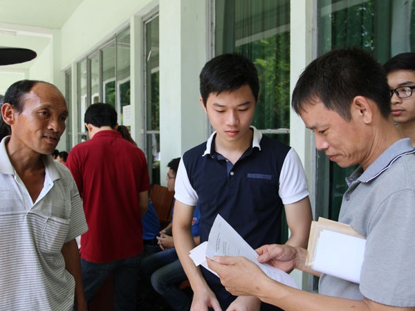 Tuyển sinh ĐH, CĐ đợt 2: Lo thí sinh "ảo", xét tuyển kéo dài ảnh 1 Tuyển sinh ĐH, CĐ đợt 2: Lo thí sinh "ảo", xét tuyển kéo dài ảnh 1
