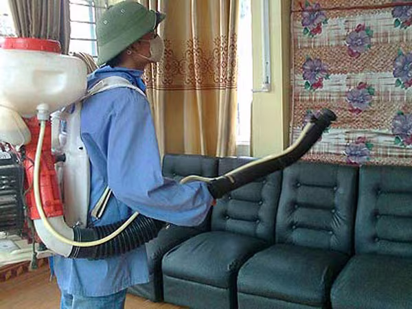 Phun hóa chất phòng sốt xuất huyết ít ảnh hưởng sức khỏe ảnh 1