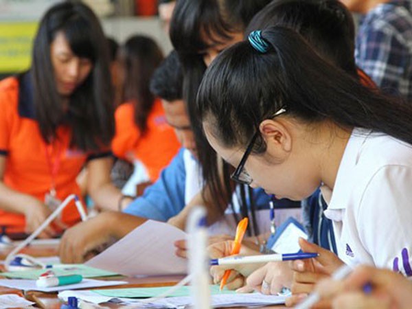 Nhiều trường "phát sốt" vì cạn kiệt thí sinh ảnh 1 Nhiều trường "phát sốt" vì cạn kiệt thí sinh ảnh 1